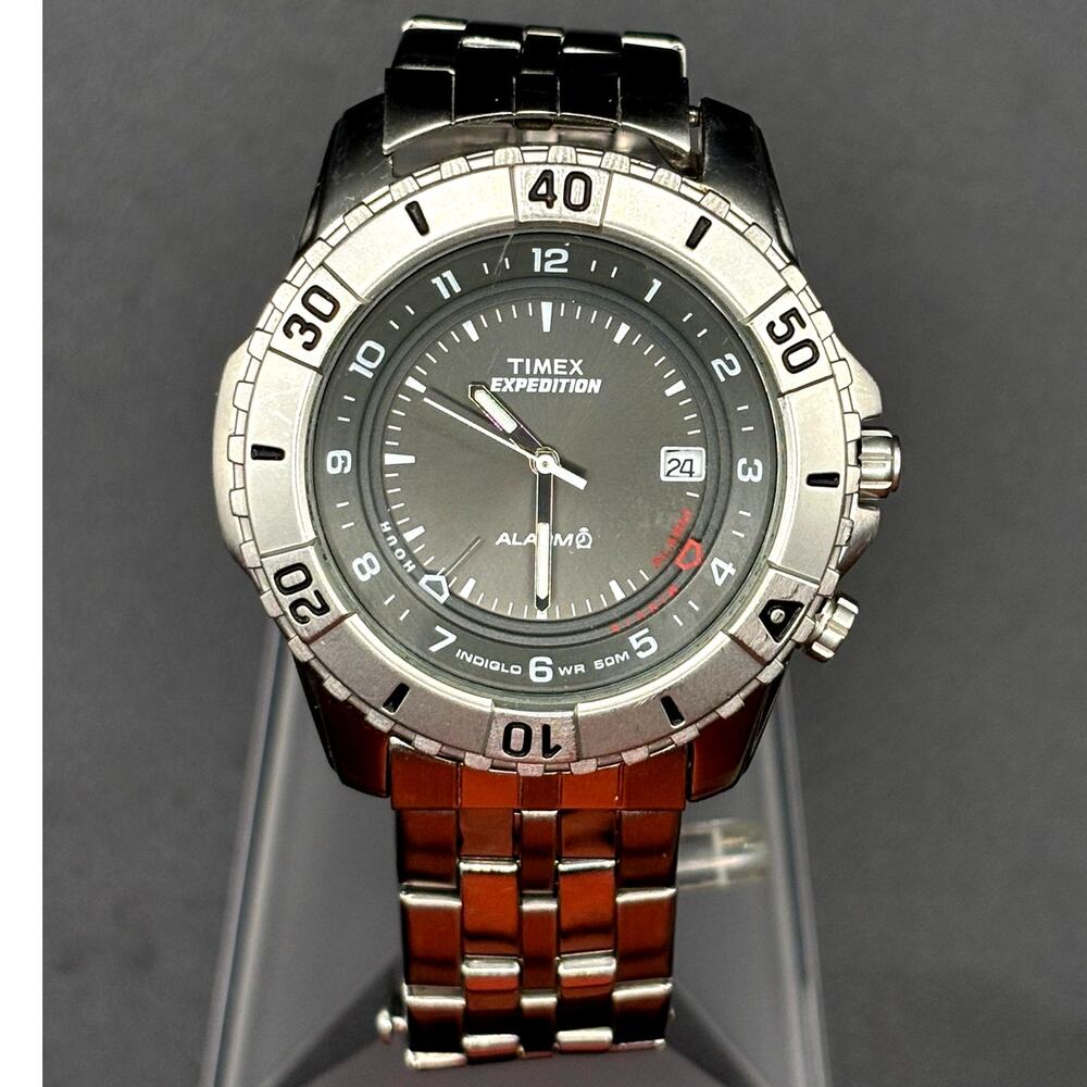 Timex Expedition T43391 Shenmue Alarm Indiglo Steel Bracelet 39mm Vintage Watch